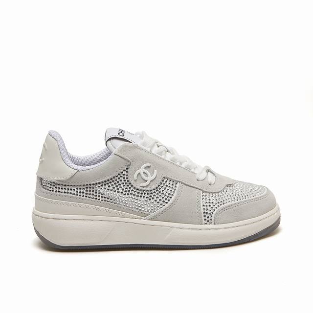 p Chanel 25 counter top casual sports shoes This classic design; the upper is em