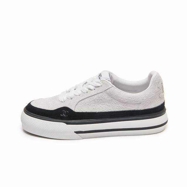 p Chanel 25 counter top casual sports shoes This classic design; the upper is em