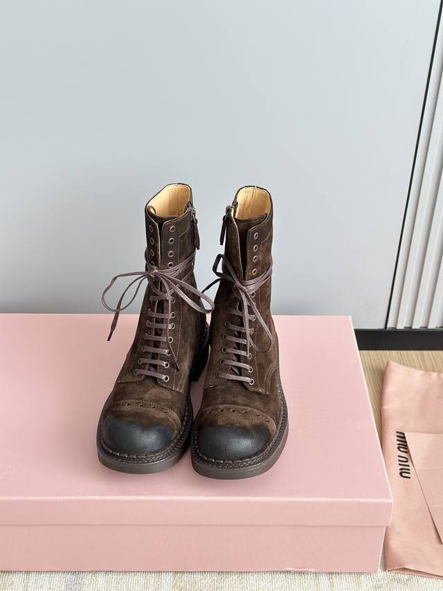 Leather suede Upgraded version of the Miumi*24 Autumn/Winter catwalk retro moto