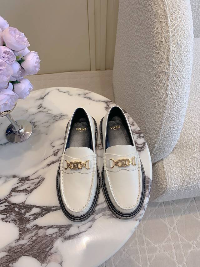 Factory price p Celin* New Arc de Triomphe loafers with classic logo decoration