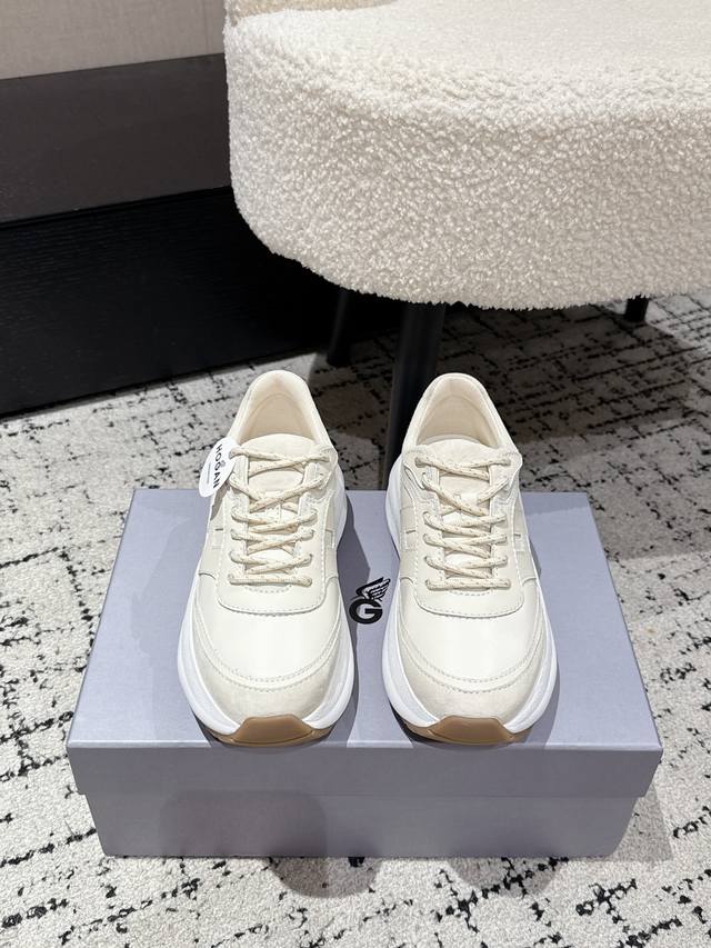 Top version of women's model Hogan 25 latest Chunky series H696 thick-soled whi