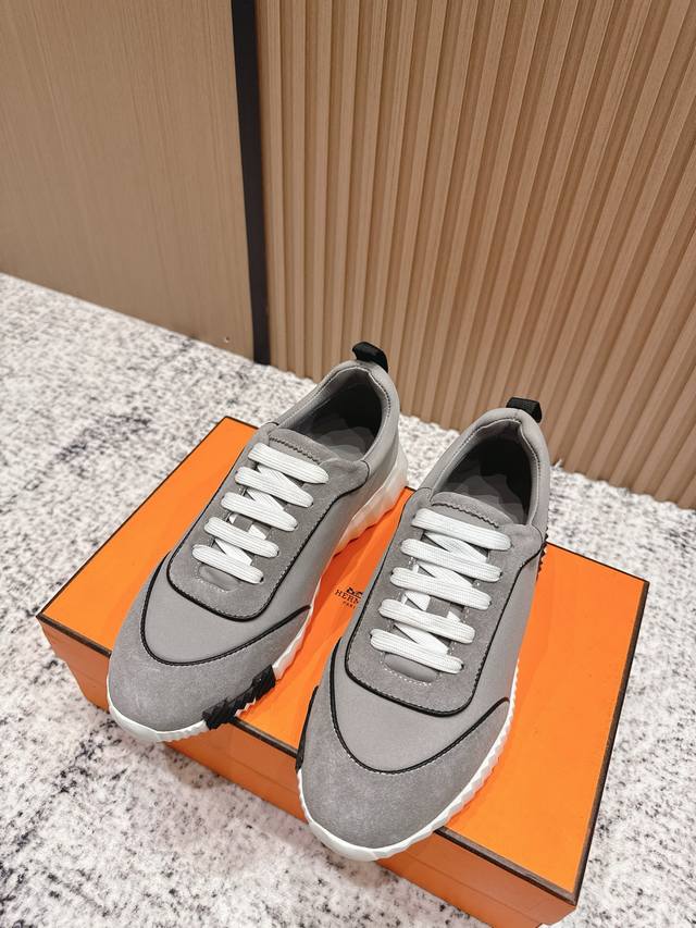 Purchasing-level Herm