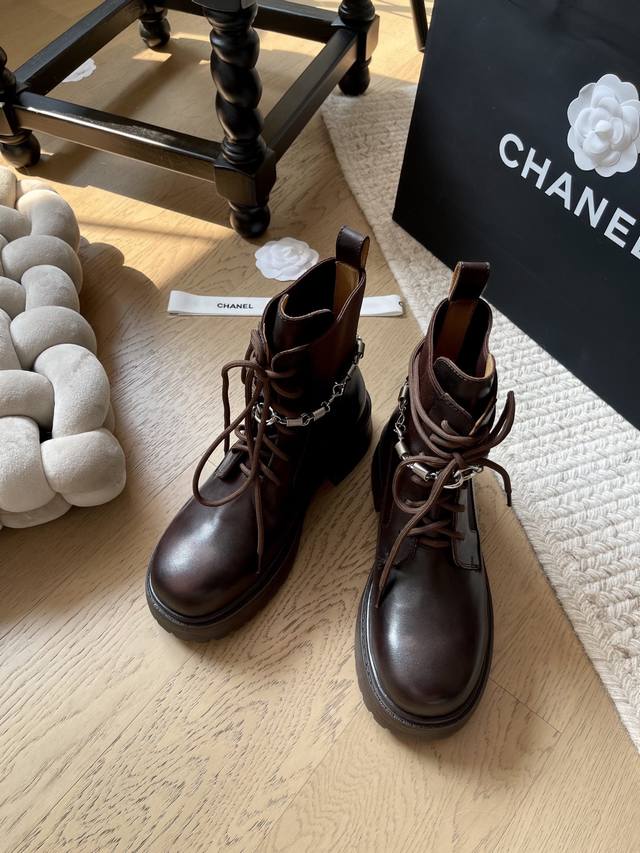Chanel 25K new thick-soled Martin boots! Top-tier version! First-come-first-serv