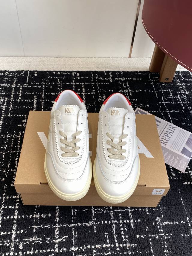 Shopping-level Veja - The new Dexterity shoes are incredibly comfortable! Veja