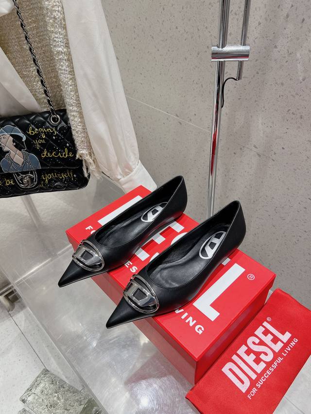 Exclusively developed Diesel niche personalized pointed-toe flats. Who hasn't o