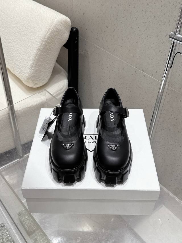 Premium Edition Prada 25Ss New Thick-Sole Mary Jane . The distressed, retro, an