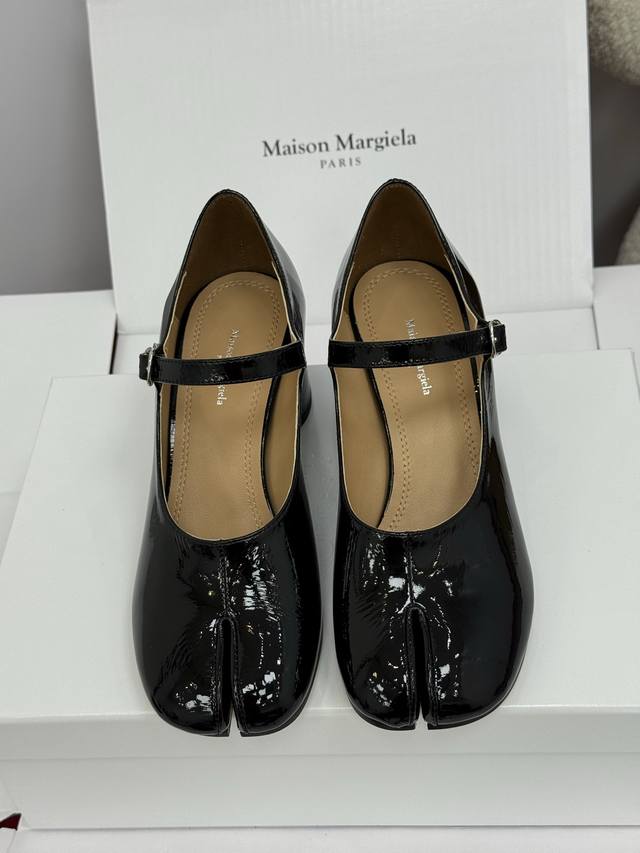 Dongguan-produced Maison Margiela Margiela Autumn 25 new arrivals * * Super-hot