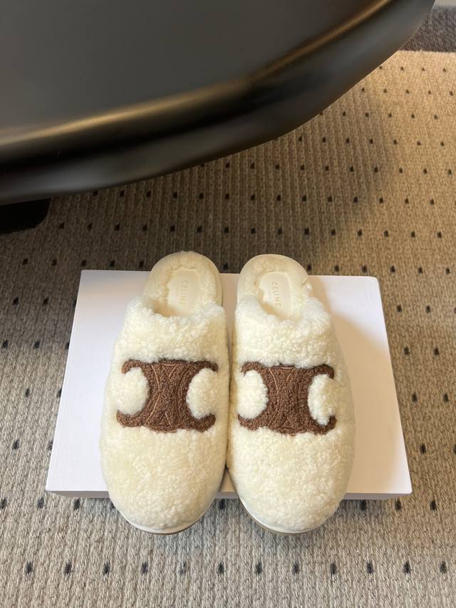Top quality, comes with a box + 10 Celin* 25Ss new slip-on wool slippers This se
