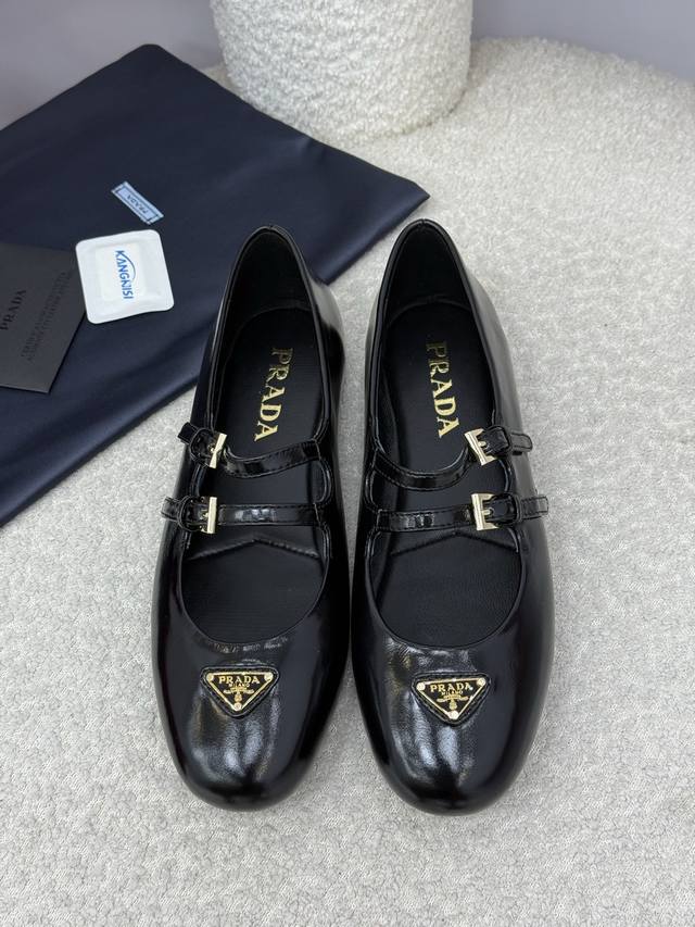 Top qualityprada Ss25 New Arrival~ Prada 25 Spring/Summer Collection Round-toed