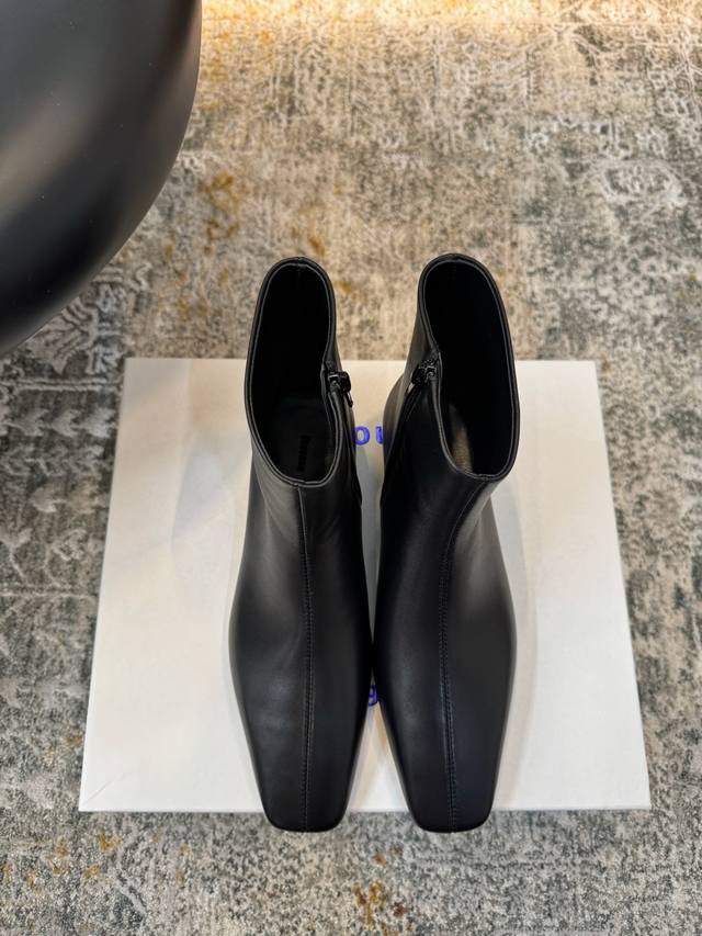 New arrival! Sheepskin fabric Sheepskin lining Through-dyed cowhide sole Elegan