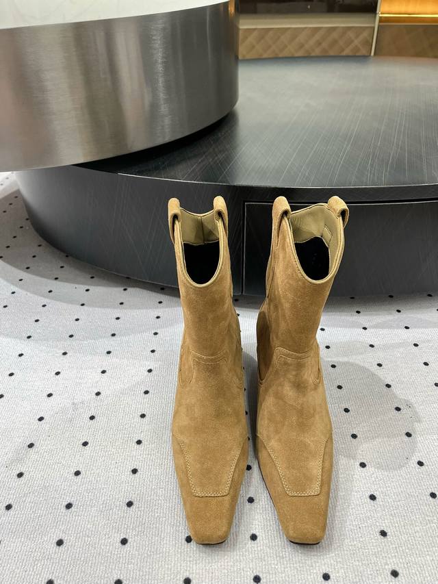 New Product Release Fabric: Cow Suede Sheepskin Lining Rubber Sole Elegant Styl