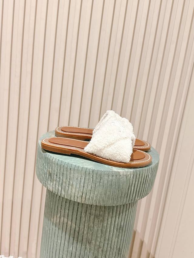 Top version: Celine 25, the latest Triomphe series genuine leather outsole . Ma