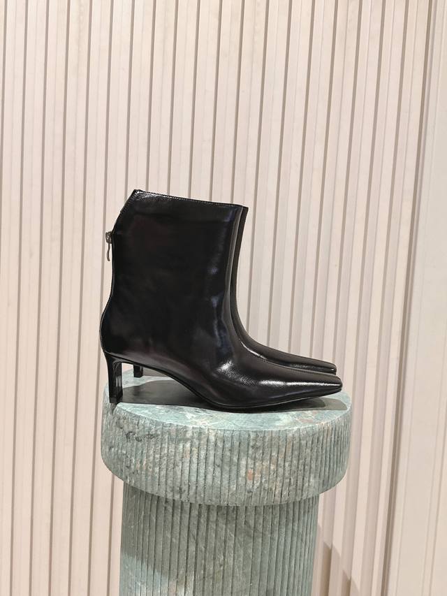 Top version: with zipper: Khaite 25 new autumn and winter ankle boots Small squ