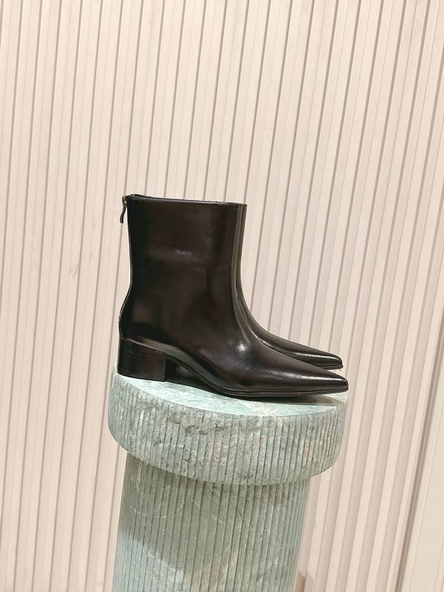 Top version: with zipper: Khaite 25 new autumn and winter pointed short boots S