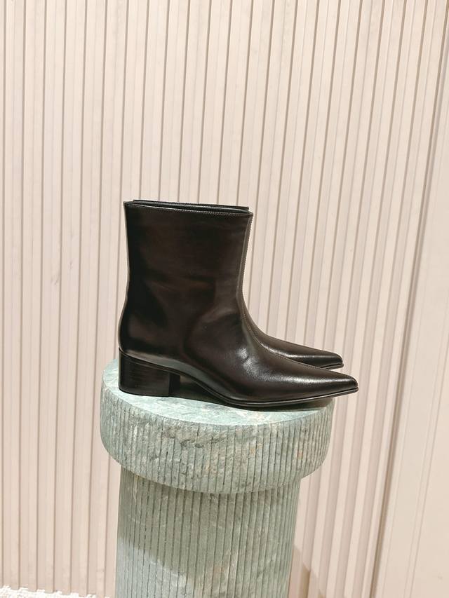 Top version: without zipper: Khaite 25 new autumn and winter pointed short boot