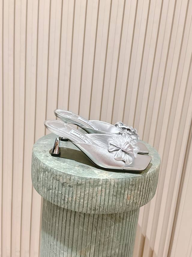 Top version: :Jimmy Choo Jimmy Week 25 latest open toe square head sandals synch