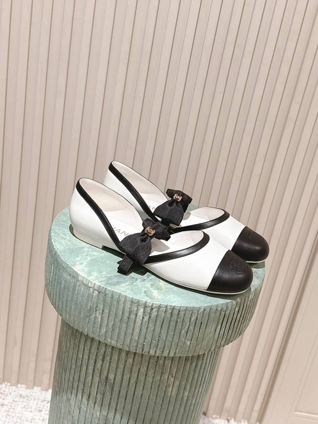 Premium Edition: : Chanel's latest Mary Jane is a stylish new model, a one-to-on