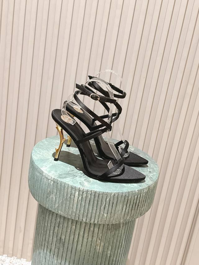 Top-tier version: :YSL Saint Laurent goddess high-end goods, the latest series