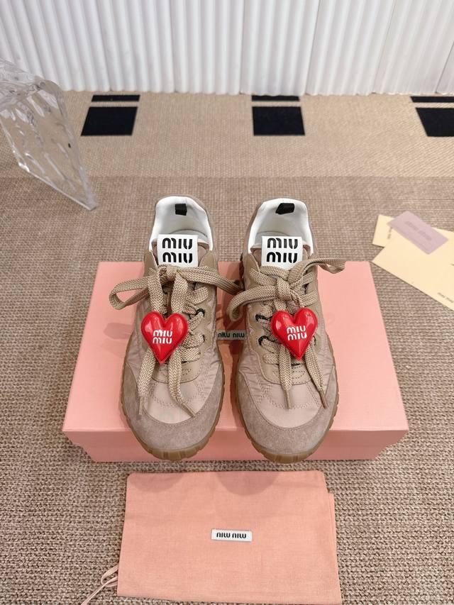 Accessories 60 Miumiu Miu Miu 25Ss new spring/summer biscuit shoes, Forrest Gump