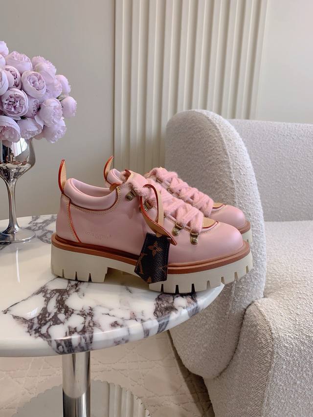 Factory price p Louis Vuitt's newest Derby hiking shoe series! New arrivals at