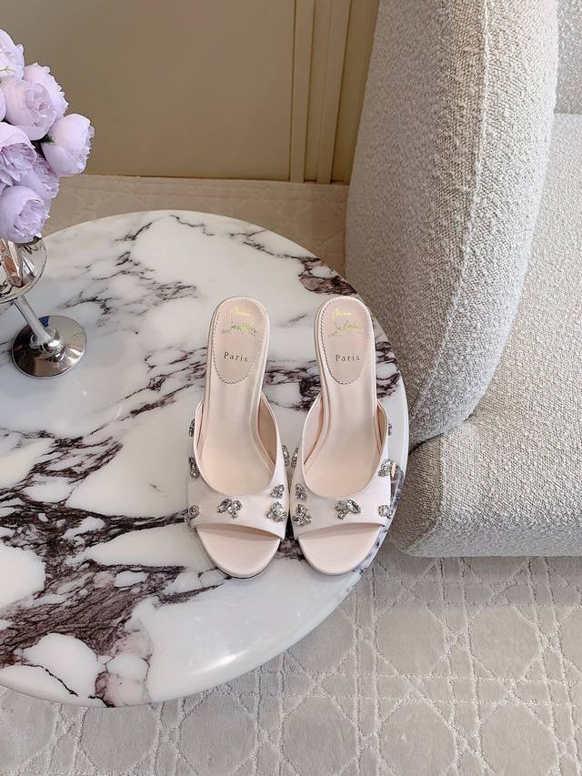 Factory price p Christian Loubouti* new rhinestone red-soled high heels, pure h