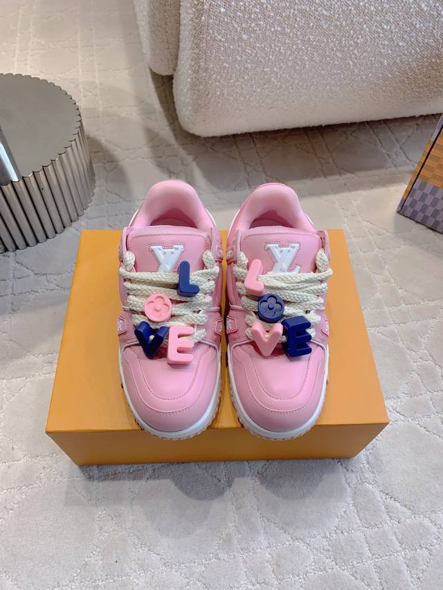 Factory price p Louis Vuitt* Chubby casual shoes with freely combinable buttons