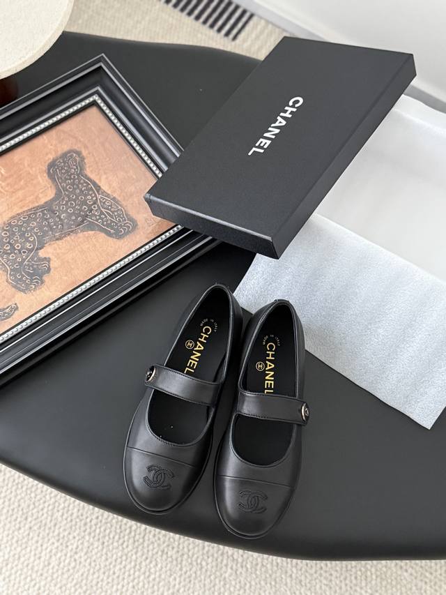 Chanel 24K new autumn and winter loafers The new double C classic is very comfor