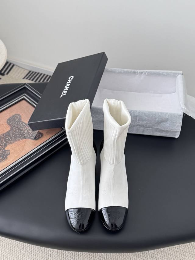 Chanel 25K new sock boots! These sock boots are really good looking at first gla