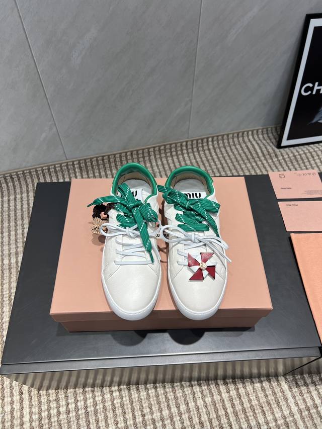 Factory: Exclusive top-tier version Miu Miu 2025Vs latest hit casual shoe serie