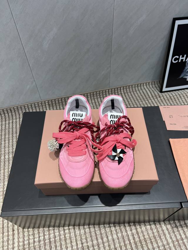 Factory: Exclusive top-tier version Miu Miu 2025Vs latest hit casual shoe serie