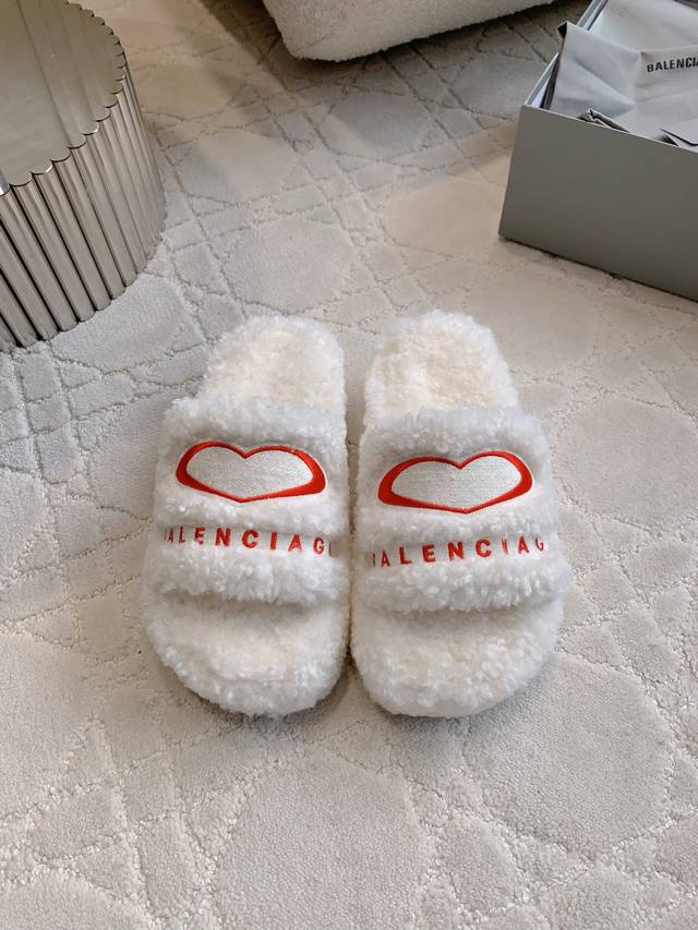 Factory price p Balenciag* new thick-soled fur slippers lengthen the leg lines