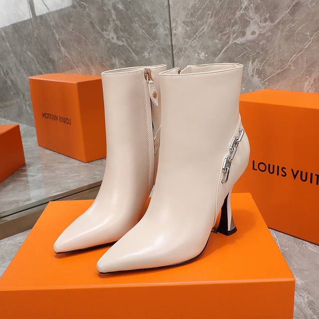Factory p price p Louis Vuitton Louis Vuitton autumn and winter new pointed boot