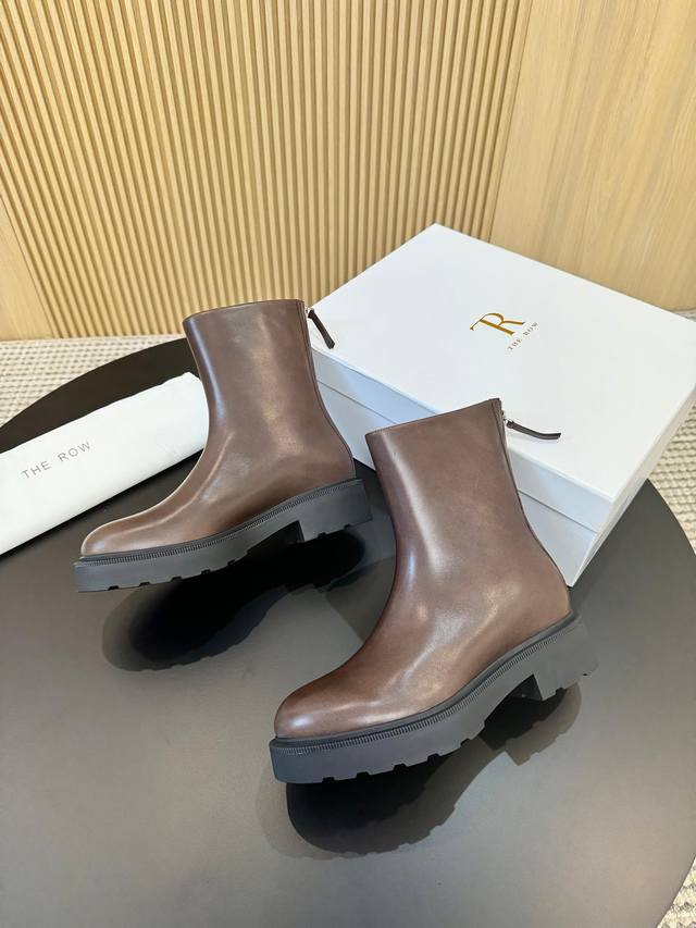 Top version Row's top product, the latest rear zipper model Fabric: Italian wax