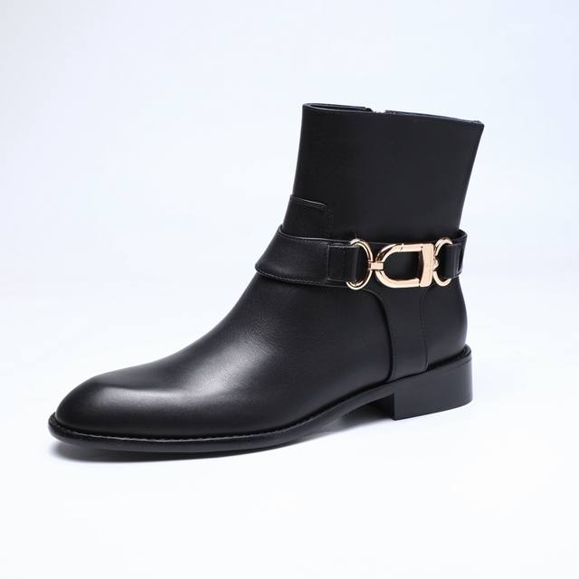 Lv Martin boots are available now! These Chelsea boots are so cool! Lv's oversiz