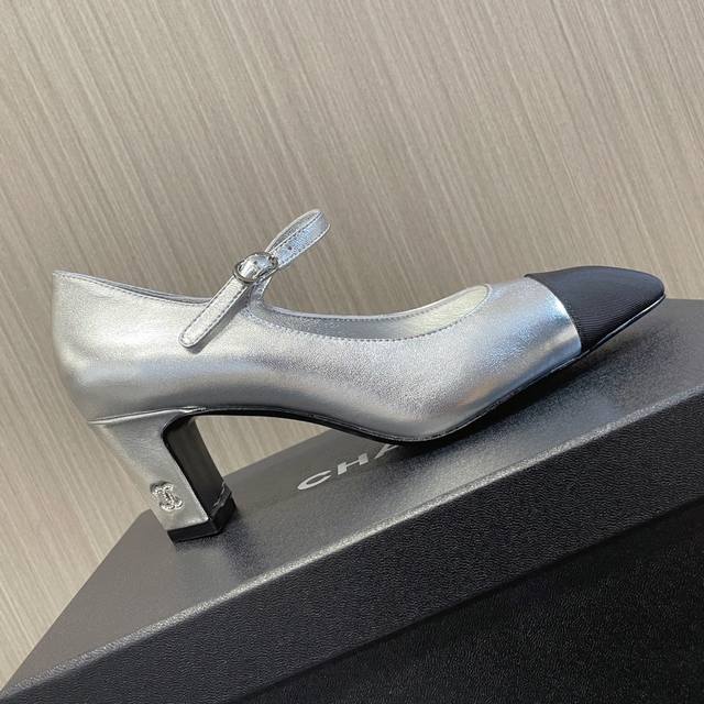 chanel Mary Jane, high heels