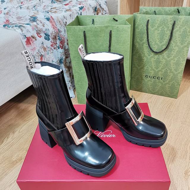 rv25's new autumn and winter high-heeled ankle boots are practical and stylish,