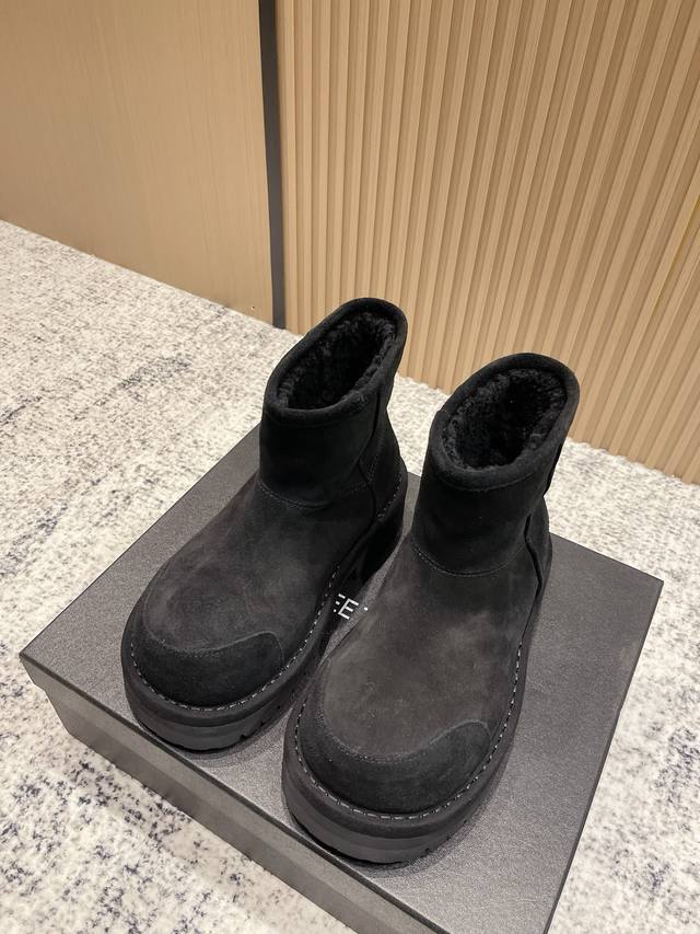 Top version: Three Turbo, popular star item big head snow boots Real leather and