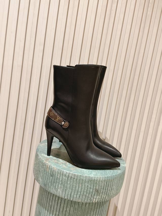 Top QualityLouis Vuitton Lv Louis Vuitton Fall/Winter 25 Legacy Pointed-Toe High