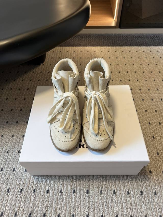 Top quality Isabel Maran* 25Ss British style thick-soled invisible inner heighte