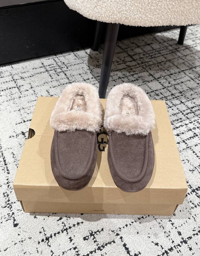 Ugg 25 Winter Hot-Style Loafers Check! Light up your casual retro brown look wit