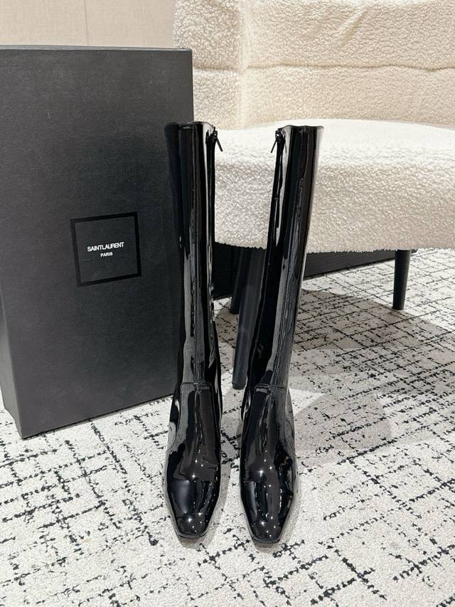 Saint Laurent Ysl 25 Square Toe High Heel Boots The design highlight of these Ys