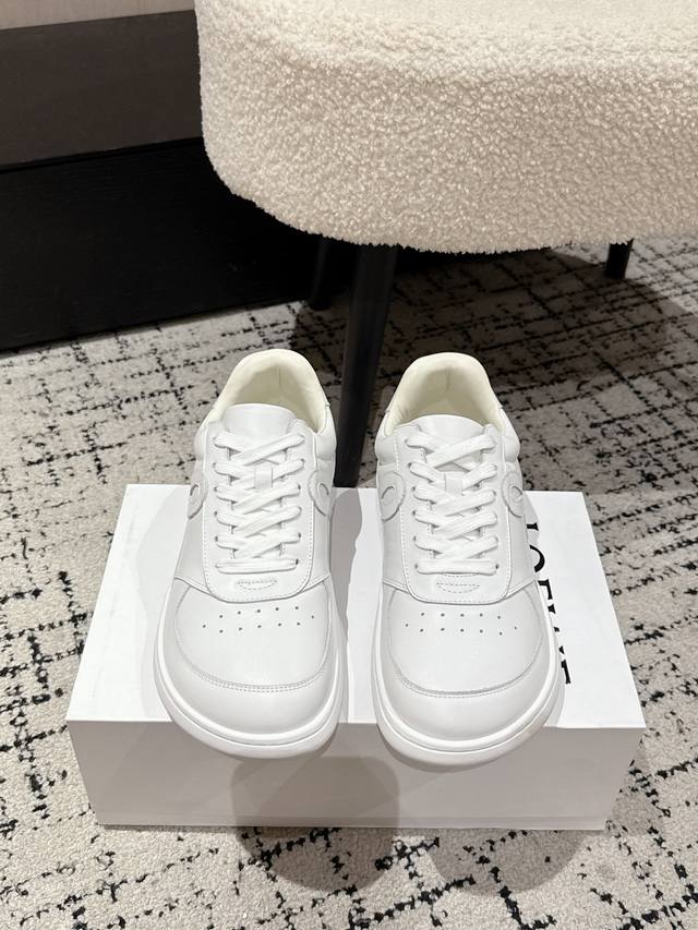 Top-of-the-line version Loewe 25's latest hit Jambo casual sneakers still featur