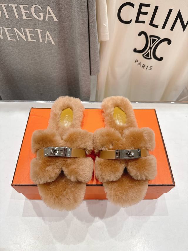 Top-quality factory-made Hermes* F021 2025Ssh new flat fur slippers. Exceptional