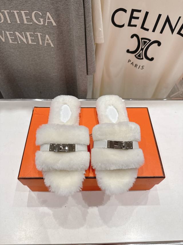 Top-quality factory-made Hermes* F021 2025Ssh new flat fur slippers. Exceptional