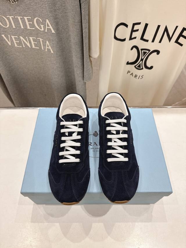 High-end factory couple's style Prada F034 25Ss counter new couple's flat sport