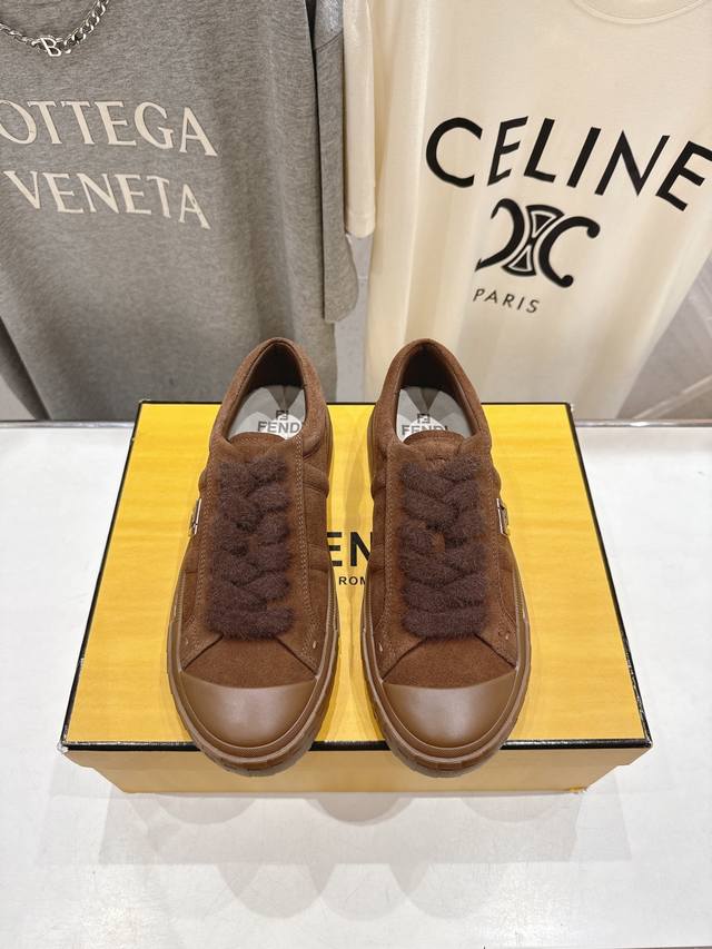 High-end factory couple's style. The latest and hottest Fendi F029 2025Ss new l