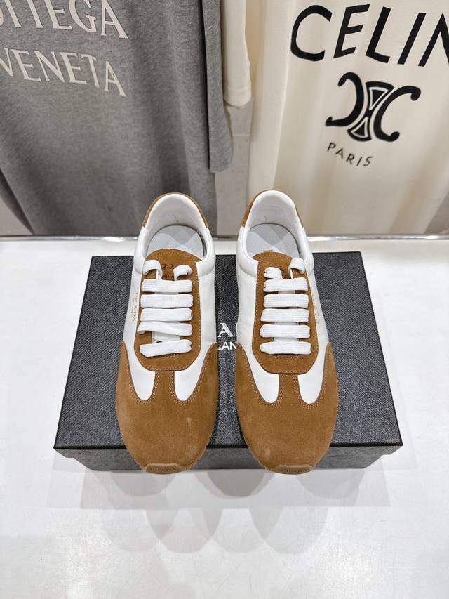 High-end factory edition Prada 25Ssfw F029 ~ New style lace-up casual sneakers,
