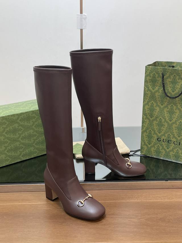 Gucci's high-end boutique, Gucci's new early fall horsebit stretch knee-high boo
