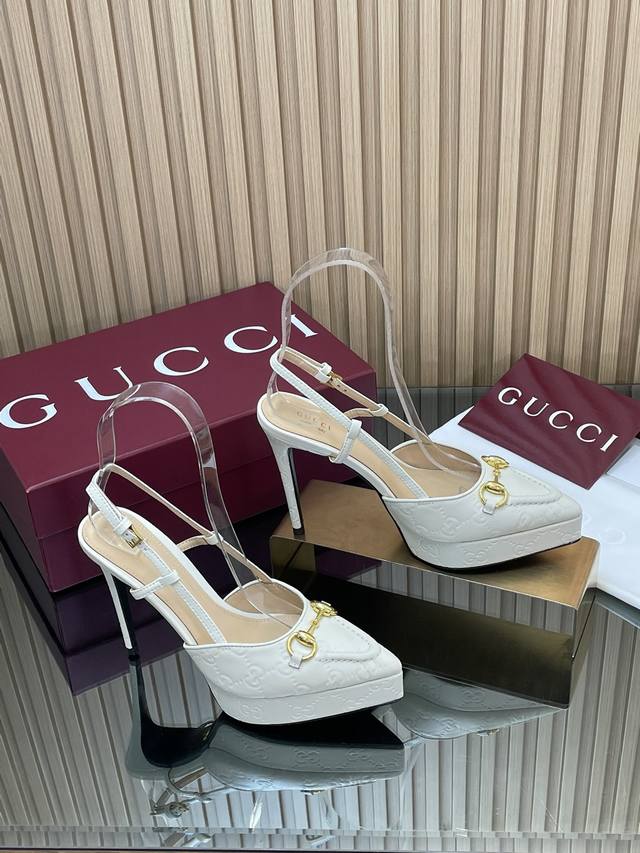 2025 Early Autumn G's new Gg embossed leather Gucci Horsebit buckle slingback sh