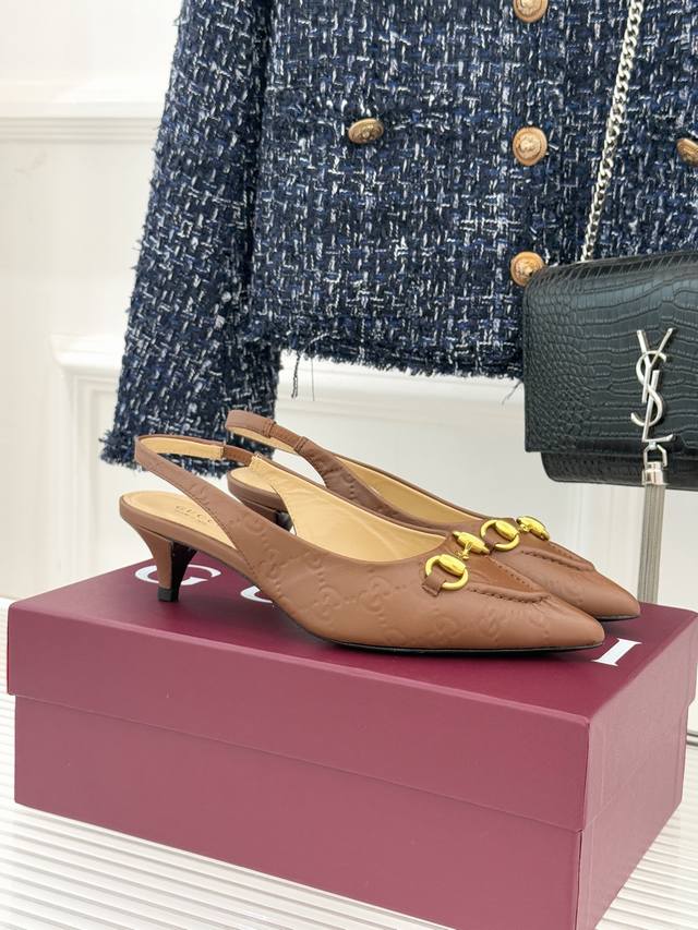 Factory Price: Gucci 25Wf New Horsebit Pointed Toe Kitten Heel Slingback Sandal